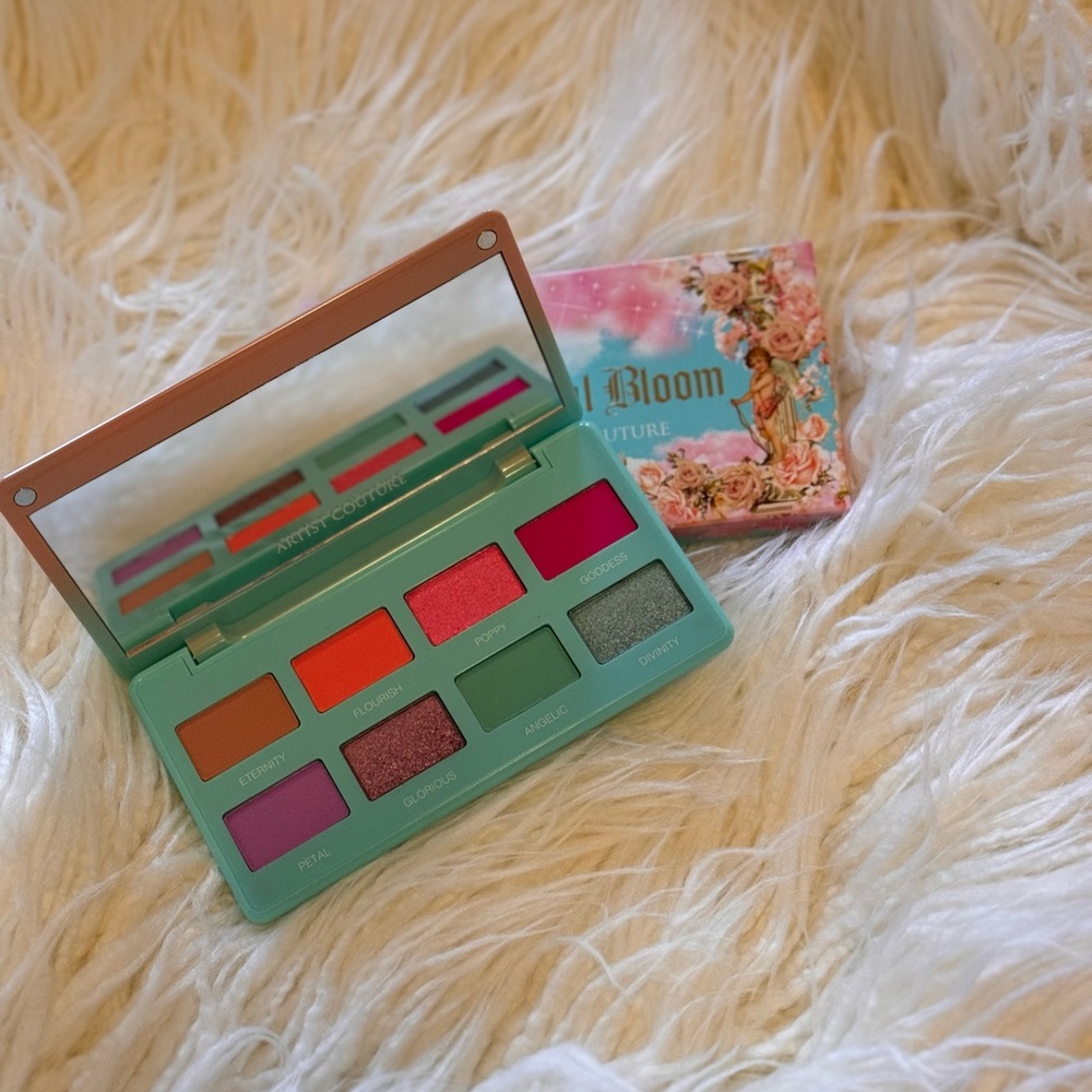 Artist Couture Eyeshadow Palette - Vibrant Bloom Collection